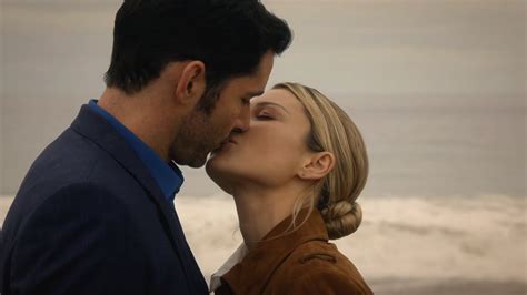lucifer and chloe first kiss episode